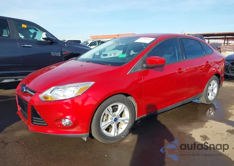 2012 Ford Focus Se z USA, uszkodzony, nr VIN 1FAHP3F25CL429717